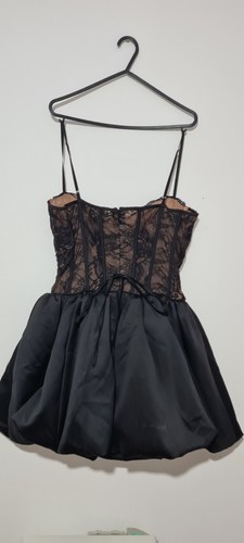 House black lace - house,