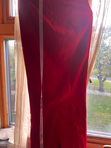 House red skirt xs s - cb, xs/s